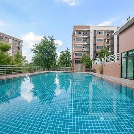 The Route Sriracha Hotel And Residence Ban Laem Chabang Екстериор снимка