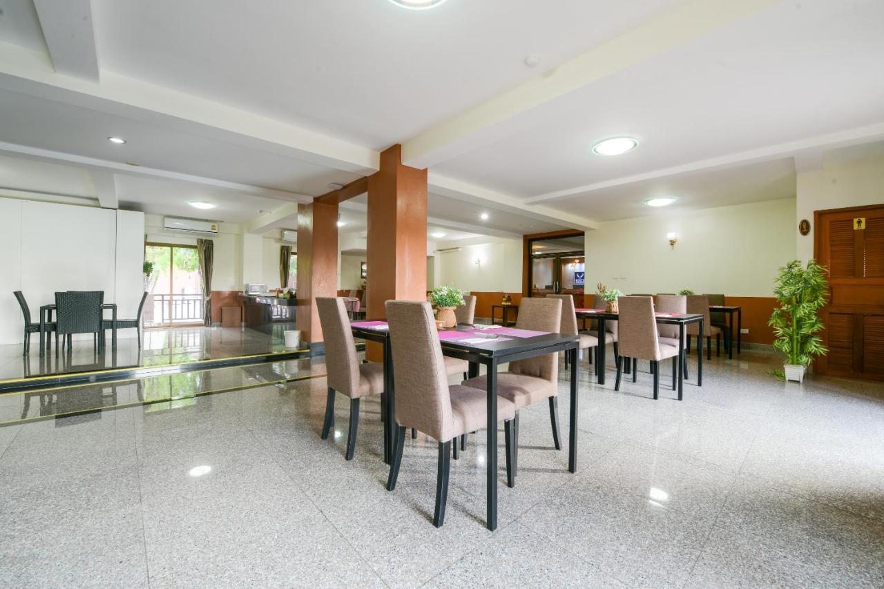 The Route Sriracha Hotel And Residence Ban Laem Chabang Екстериор снимка